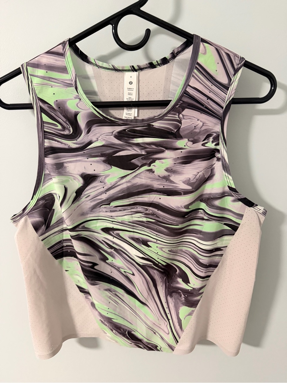 Lululemon size 8